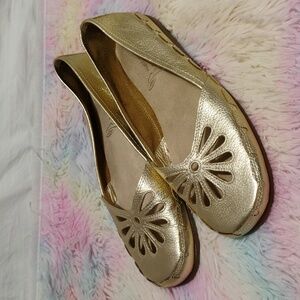 SALE! NWOT Aerosols Sol City Gold Ballet Flats Sz.8 1/2" (X-103 CRATE)